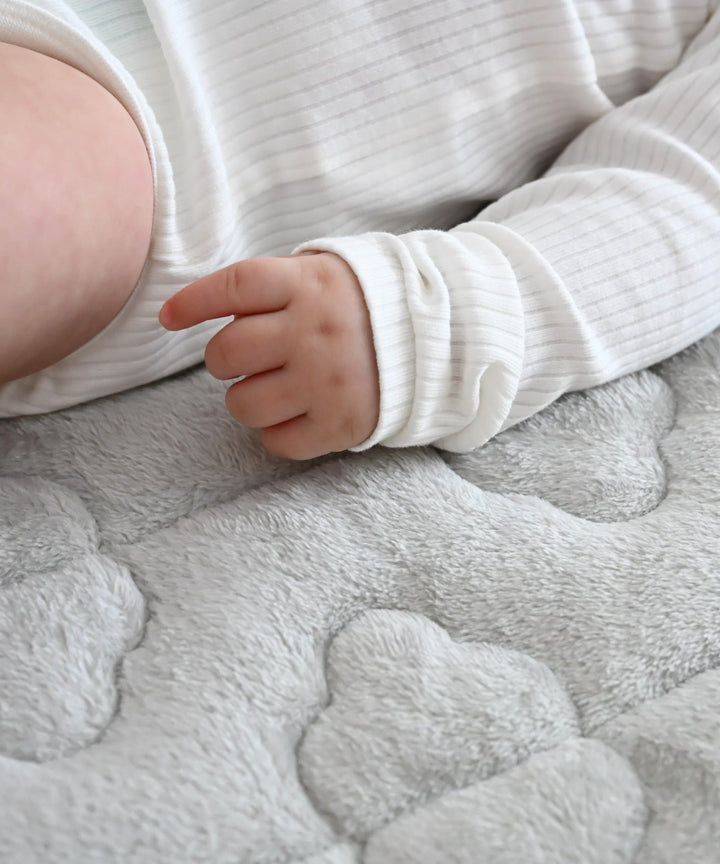 [Selectable] Baby Flannel Mattress Pad with Waterproof or Mesh Backing