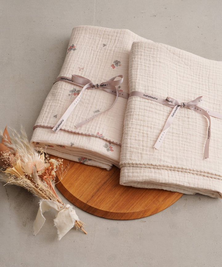 Swaddle blanket 39.4″ x 39.4″ (Double gauze)