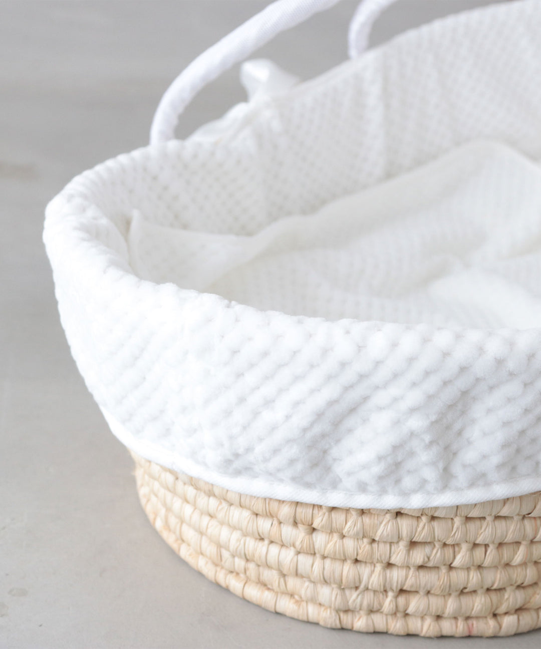 Baby Wicker Moses Basket, Natural Look Baby Basket - Baby Carrier with  Mattress and Sheet