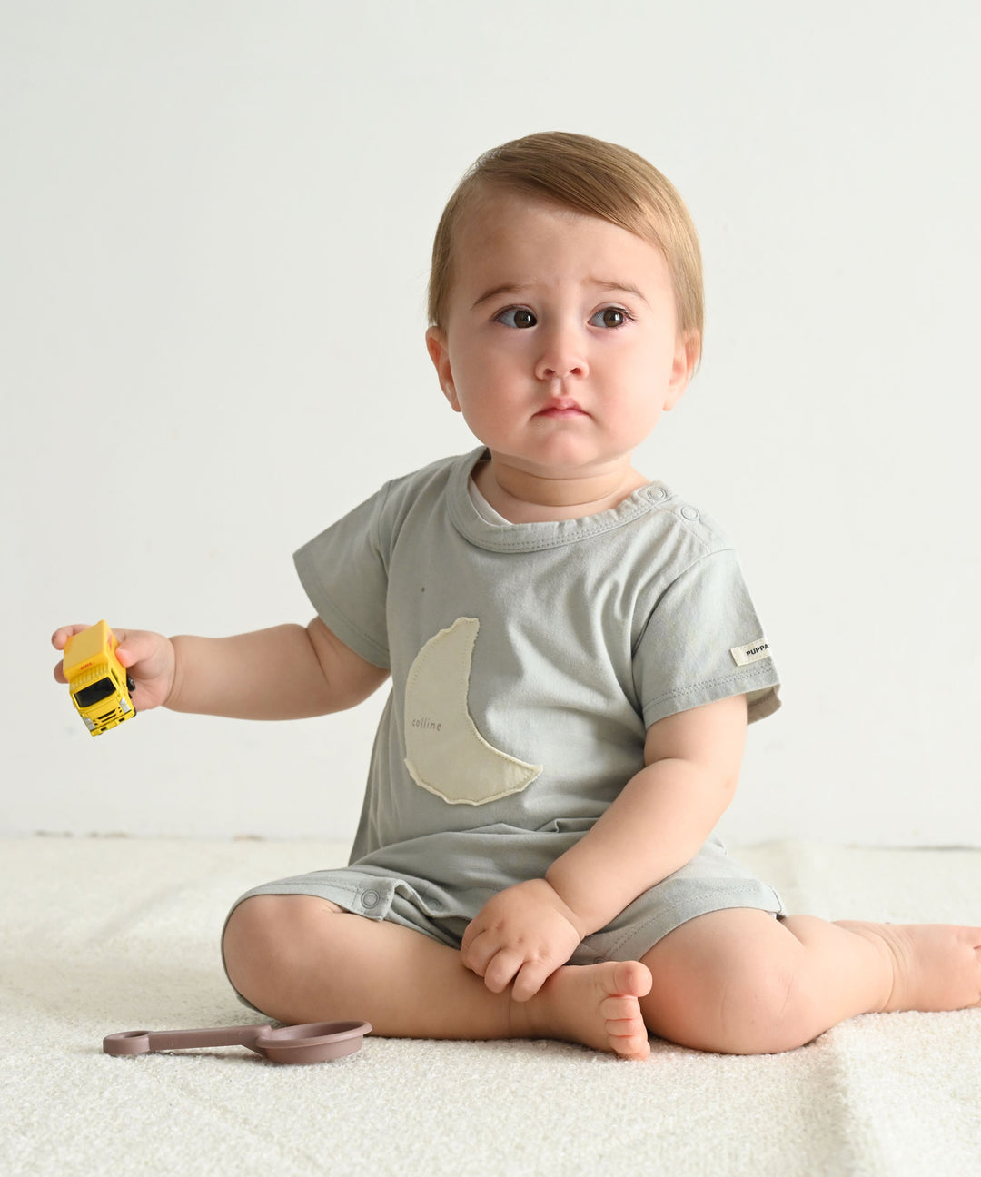 Short-sleeved Romper with Motif Patch