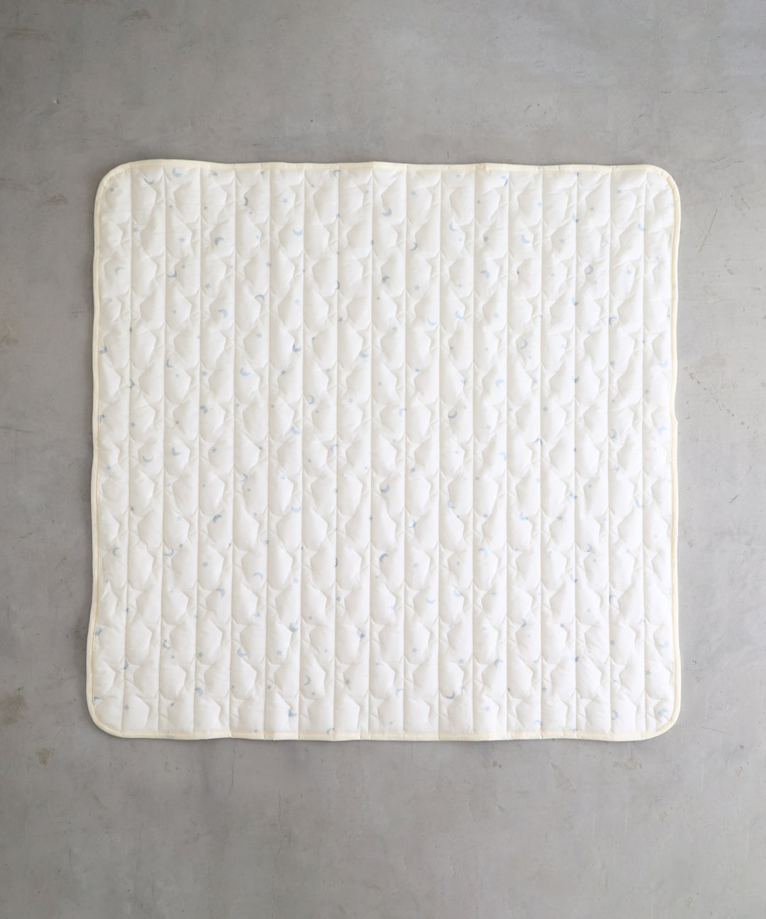 Mattress pad for sleeping mat 47.2″ x 47.2″ (Cooling fabric)