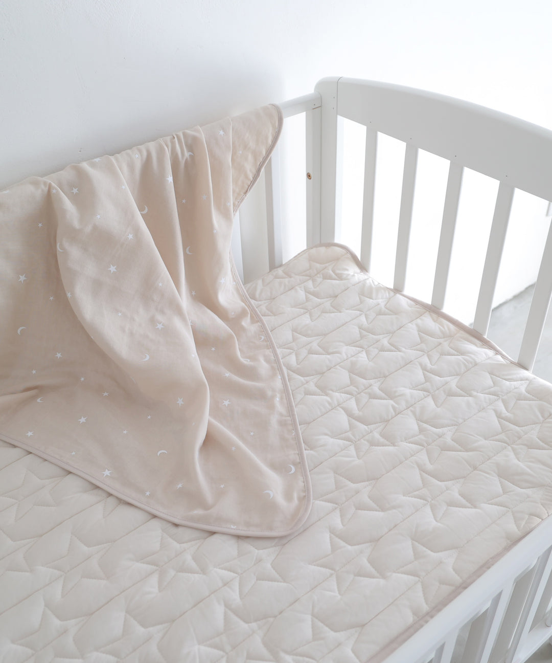 [Cool x Organic Gauze] เบาะรองนอนเด็กแบบพลิกกลับได้ 70 x 120 ซม